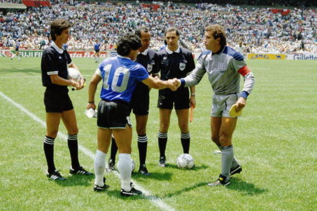Argentina x Inglaterra: A mo de Deus