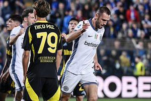 Inter doet zijn best tegen Como, maar het is niet genoeg